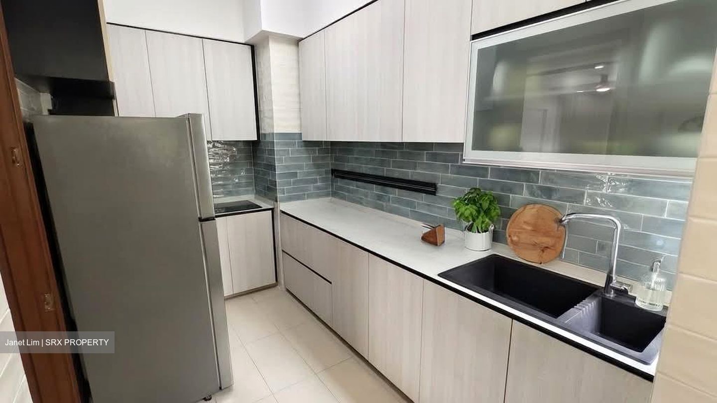 Sunrise Gardens (D28), Condominium #564795541